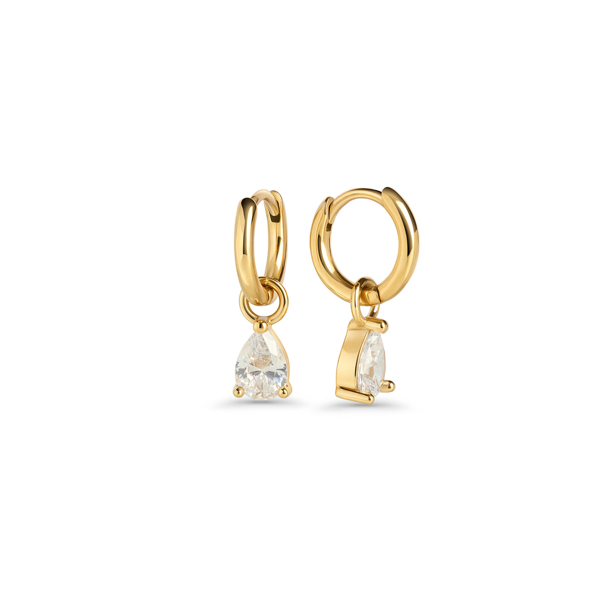 Gold hoop earrings with a pear-cut clear stone pendant on a white background. Nickel-free and waterproof jewelry by Mia Bijoux Canada.

Boucles d'oreilles anneaux dorées avec pendentif serti d'une pierre transparente taille poire sur fond blanc. Bijoux sans nickel et résistants à l'eau par Mia Bijoux Canada.